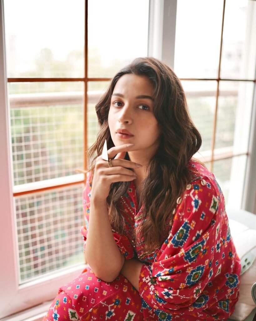 Alia Bhatt- and https://wehot51.com/wp-content/uploads/2024/07/2-16.webp