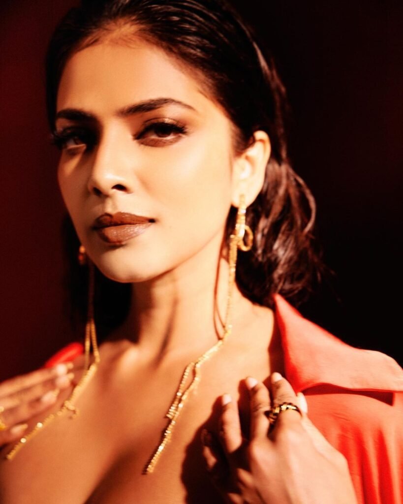 Malavika Mohanan- and https://wehot51.com/wp-content/uploads/2024/07/2-16.webp