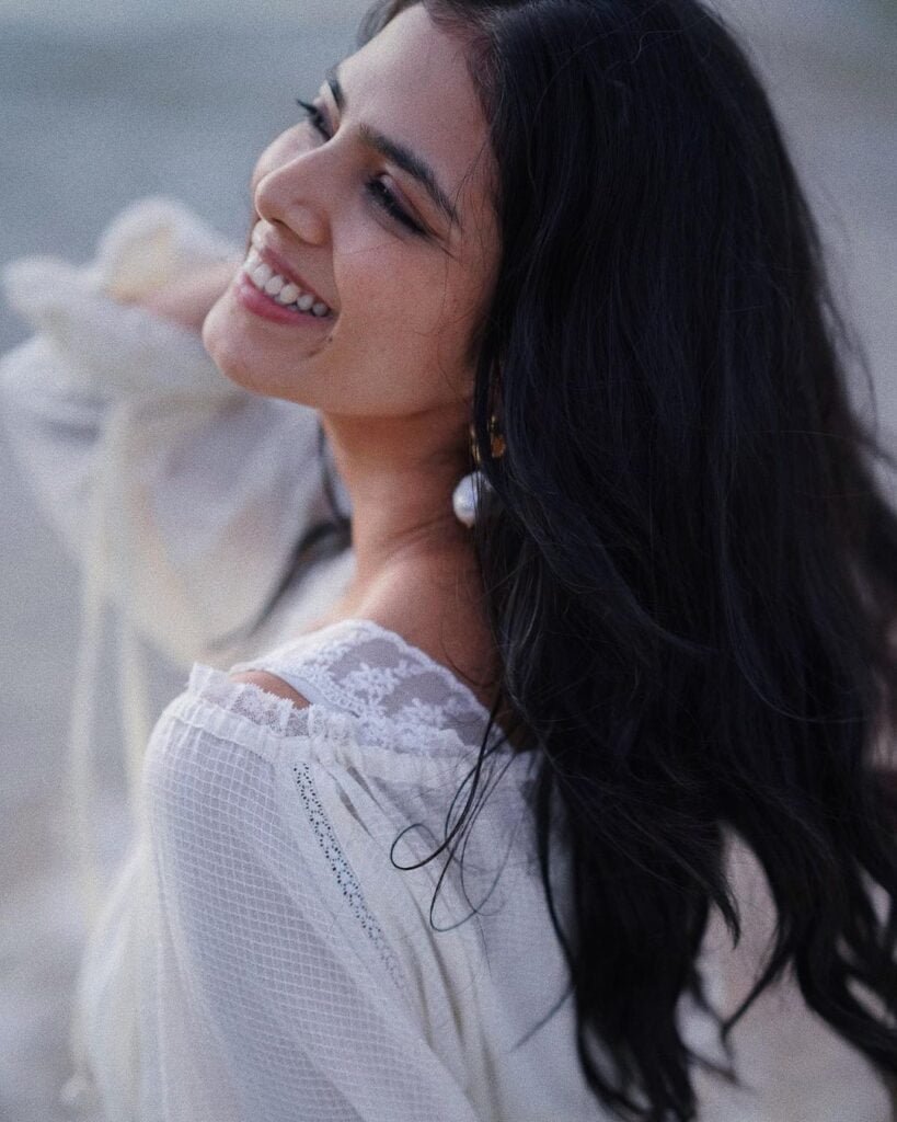Malavika Mohanan- and https://wehot51.com/wp-content/uploads/2024/07/2-16.webp