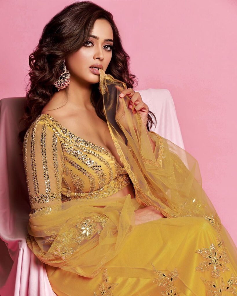 Shweta Tiwari- and https://wehot51.com/wp-content/uploads/2024/07/2-16.webp